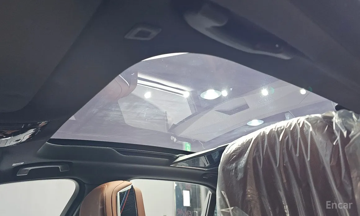 Фото 19 - BMW 7 Series