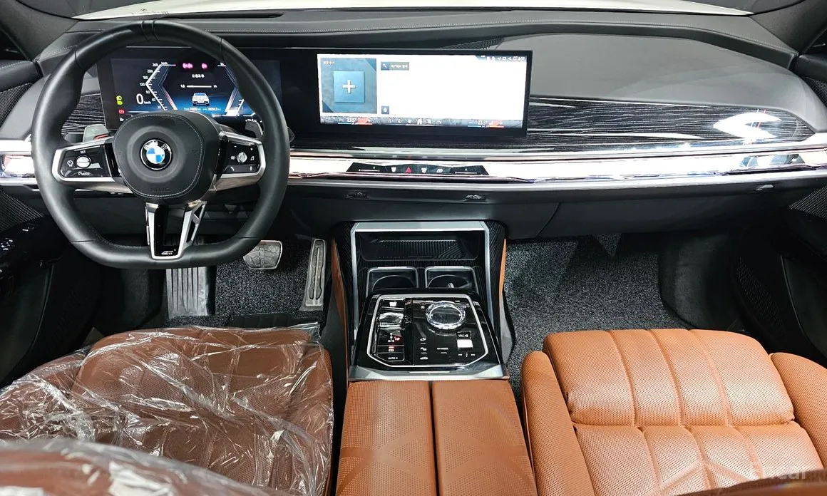 Фото 7 - BMW 7 Series