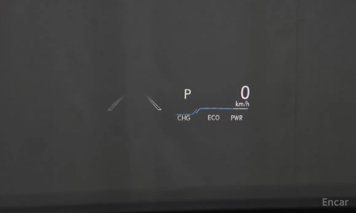 Фото 16 - Lexus ES