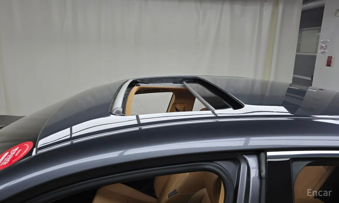 Фото 19 - Lexus ES