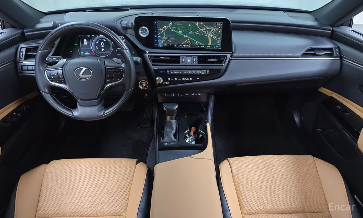 Фото 7 - Lexus ES