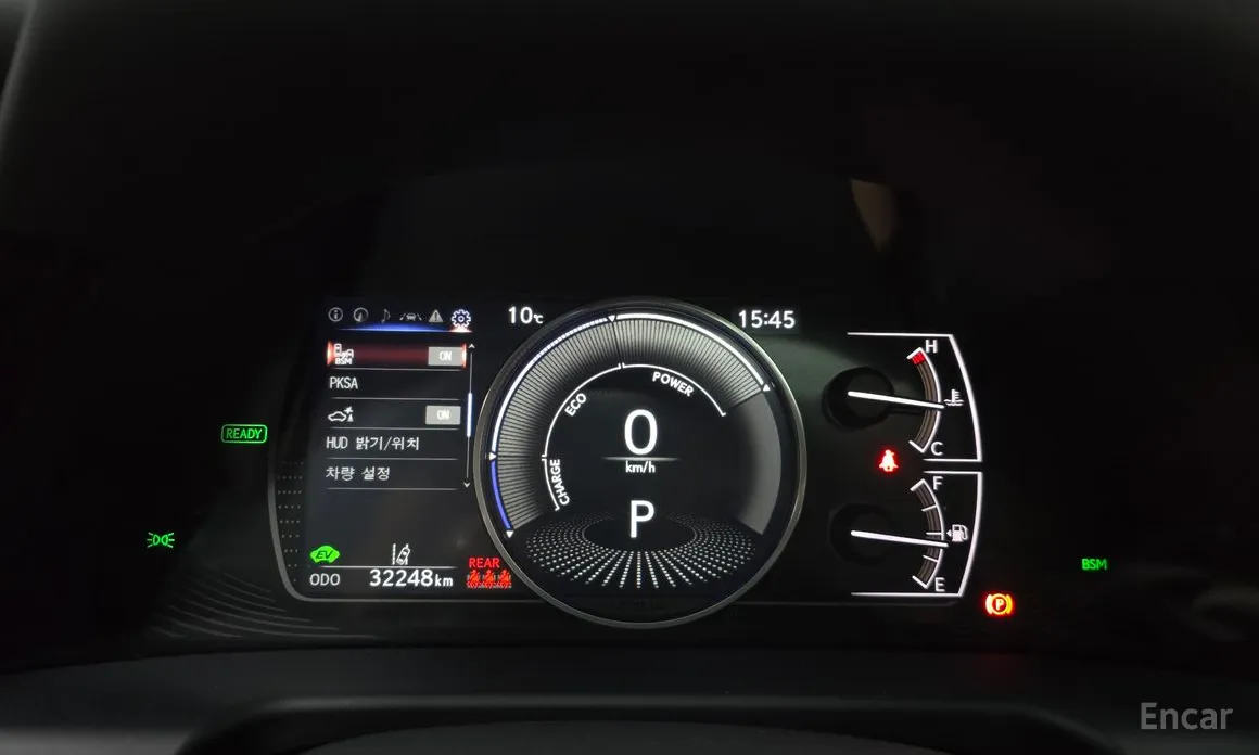 Фото 8 - Lexus ES