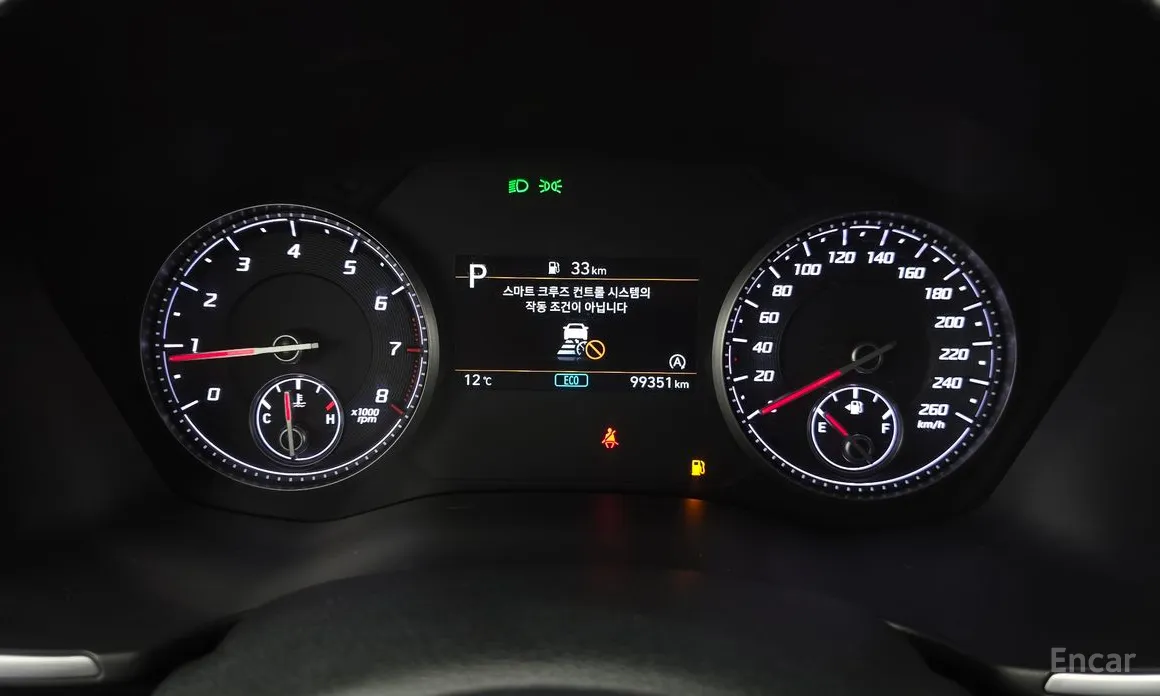 Фото 8 - Hyundai Santa Fe