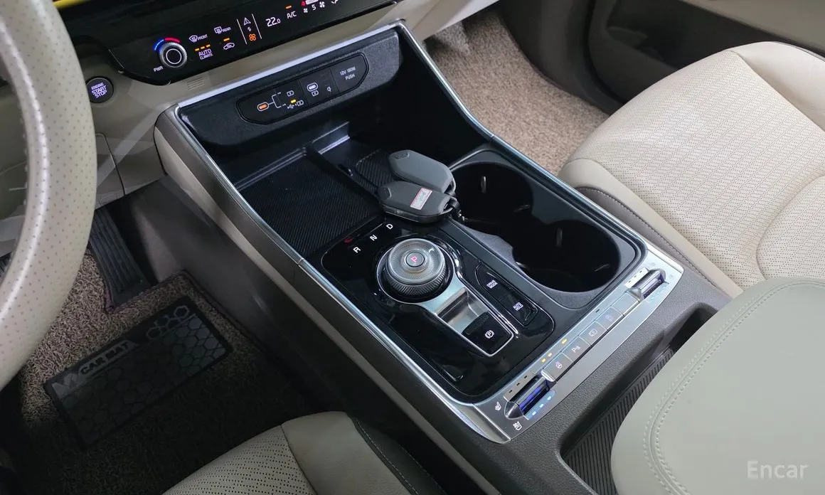 Photo 9 - Kia Carnival