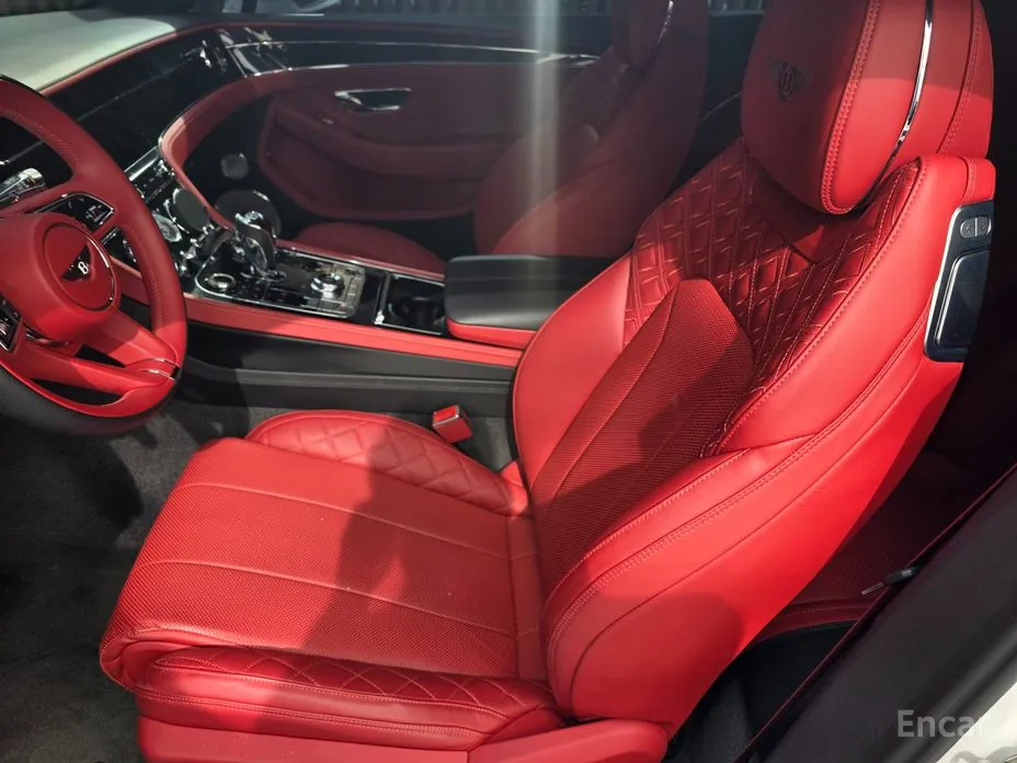 Фото 13 - Bentley Continental GT