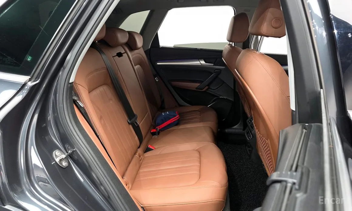 Фото 12 - Audi Q5