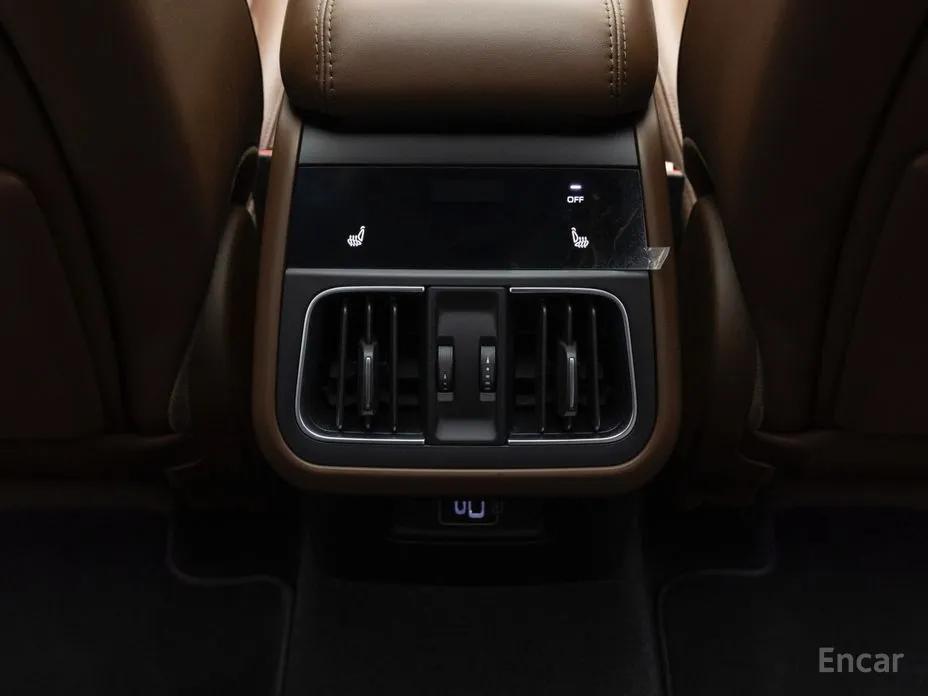 Фото 18 - Maserati Grecale