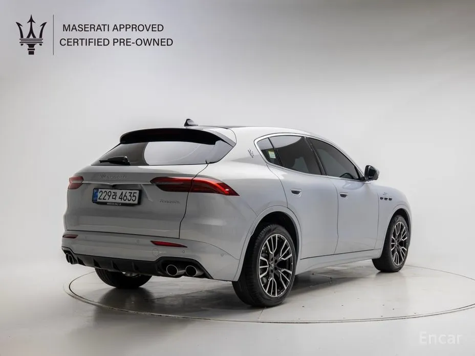 Фото 2 - Maserati Grecale