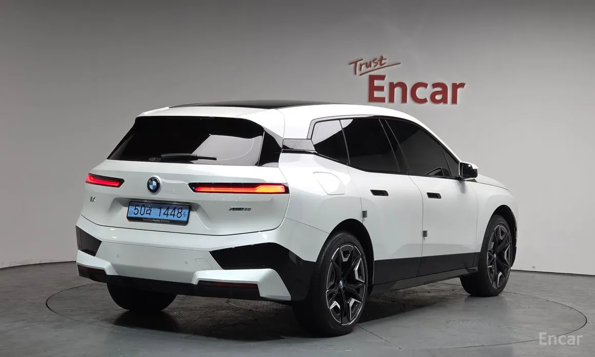 Фото 2 - BMW iX