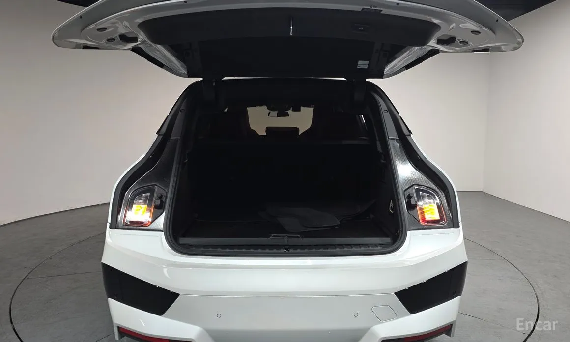 Фото 20 - BMW iX