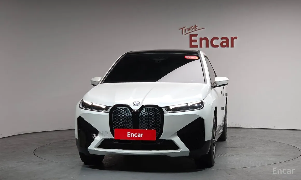 Фото 3 - BMW iX