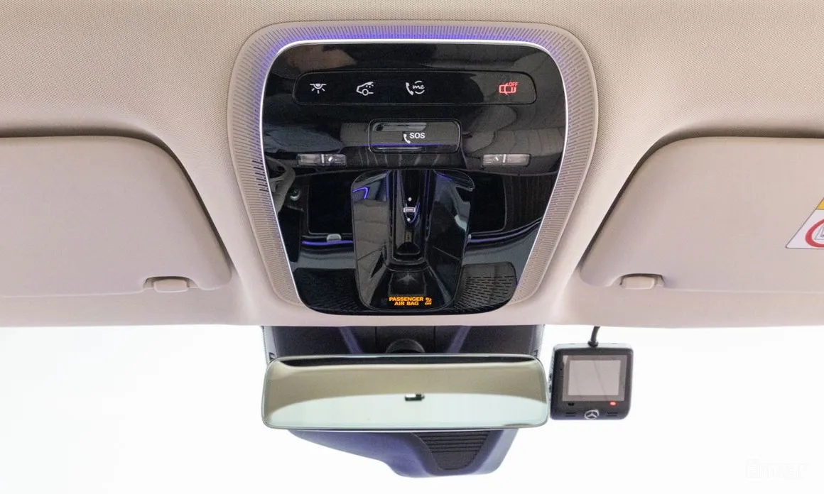 Фото 17 - Mercedes-Benz E-Class