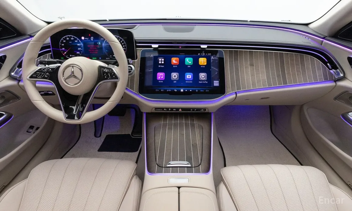 Фото 7 - Mercedes-Benz E-Class