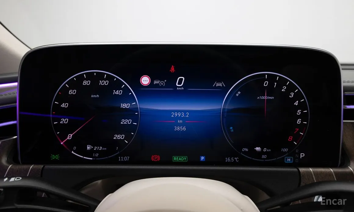 Фото 8 - Mercedes-Benz E-Class