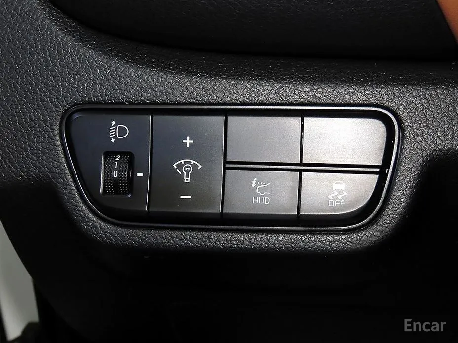 Фото 14 - Kia Seltos