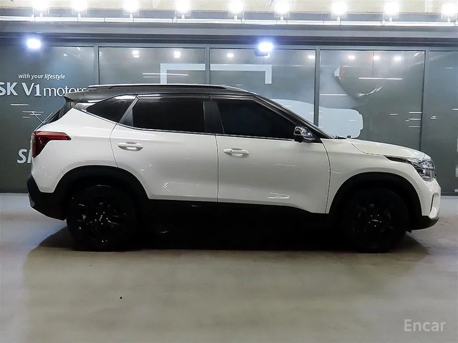 Фото 3 - Kia Seltos