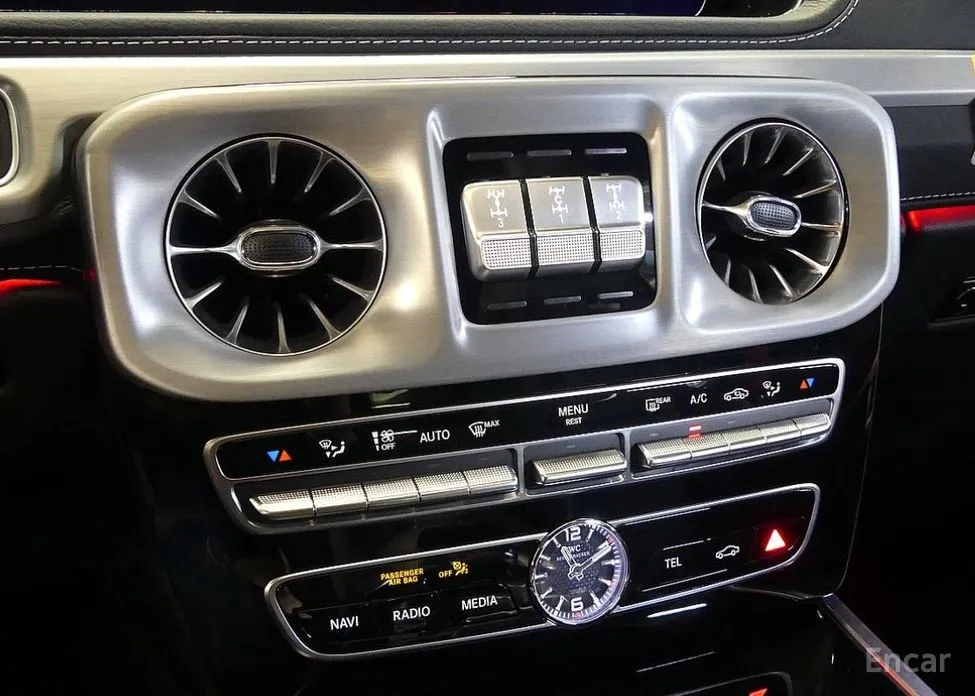 Фото 14 - Mercedes-Benz G-Class