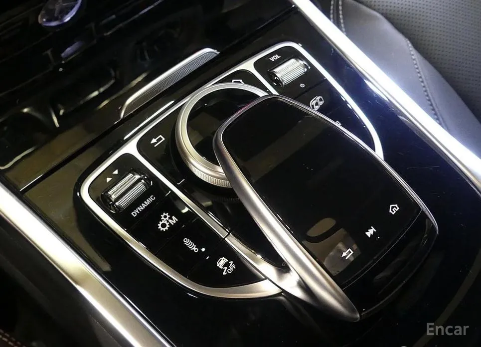 Фото 15 - Mercedes-Benz G-Class