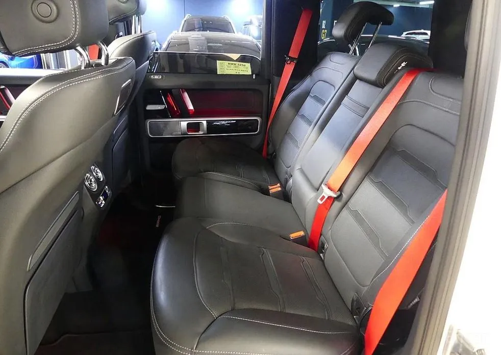 Фото 19 - Mercedes-Benz G-Class