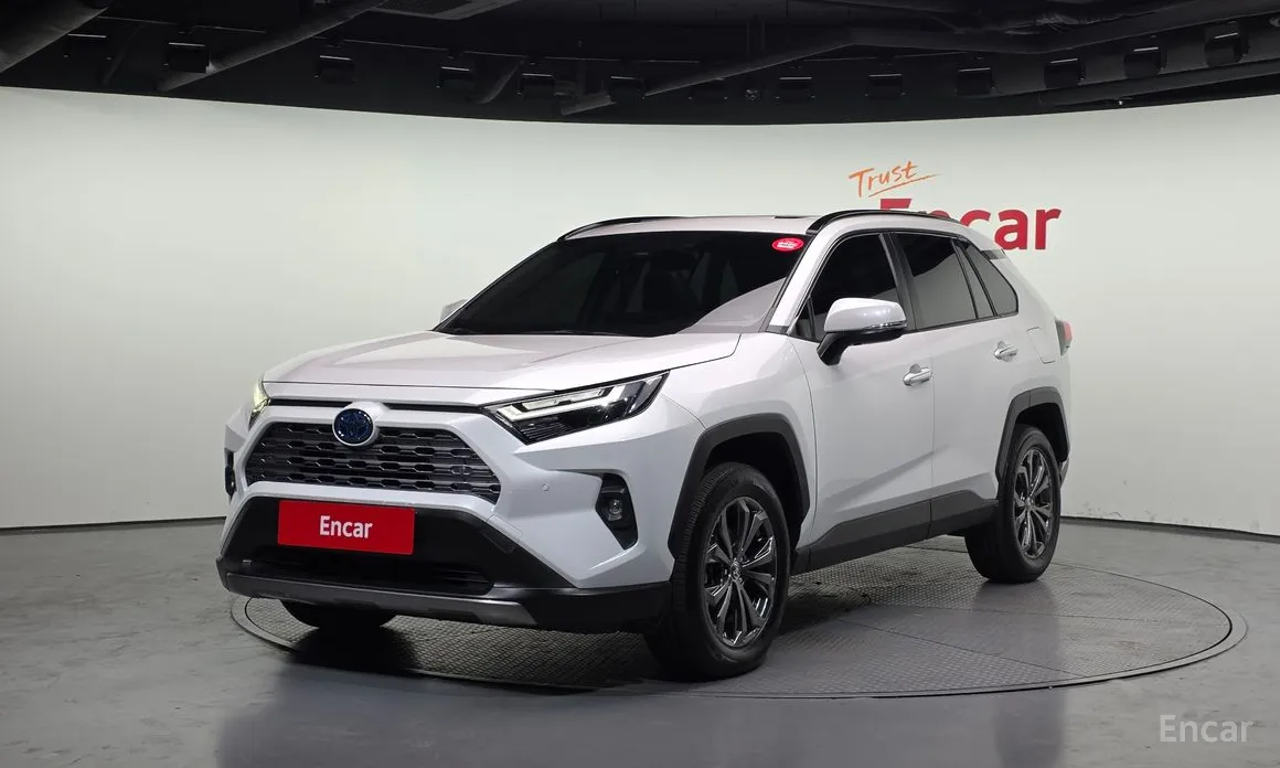 Photo 1 - Toyota RAV4