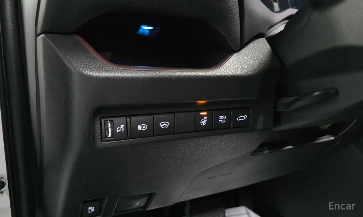 Photo 16 - Toyota RAV4