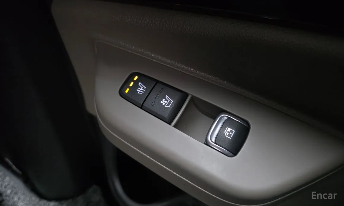 Фото 19 - Kia Carnival