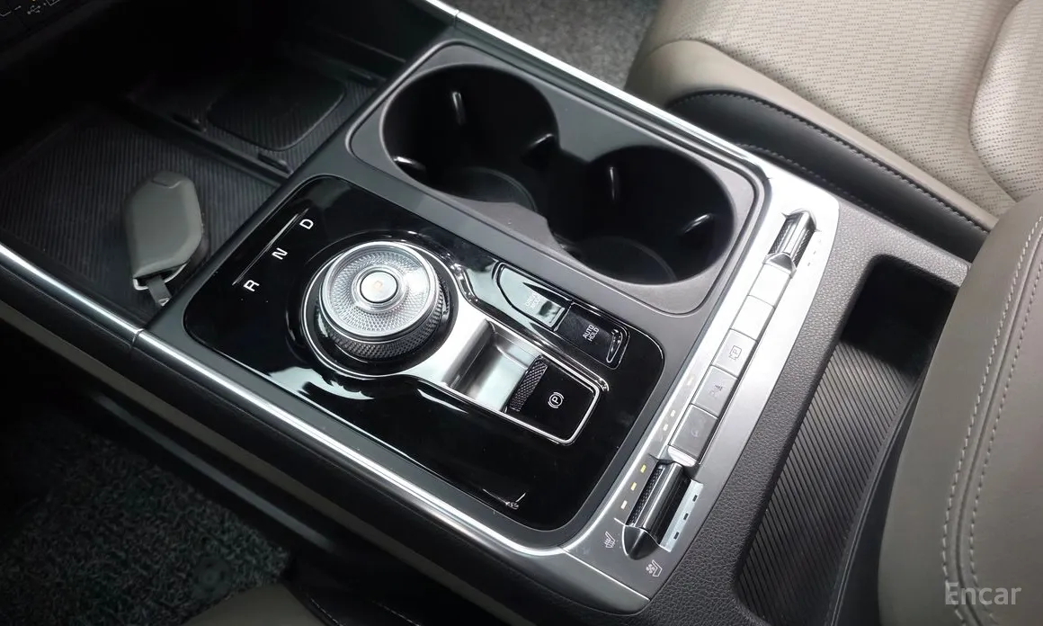 Фото 9 - Kia Carnival