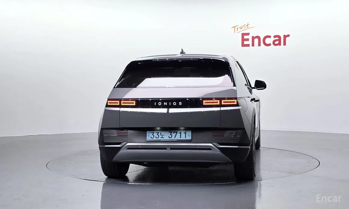 Photo 4 - Hyundai Ioniq 5