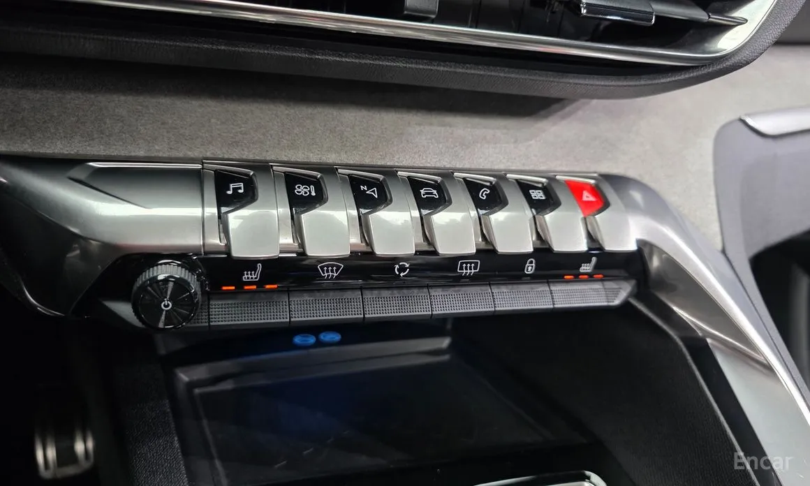 Фото 17 - Peugeot 3008