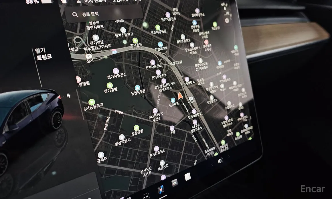 Фото 19 - Tesla Model Y