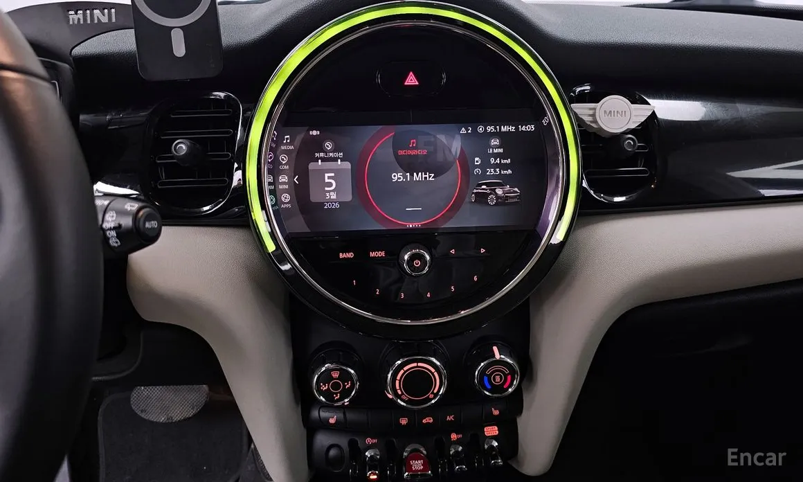 Фото 16 - Mini Cooper