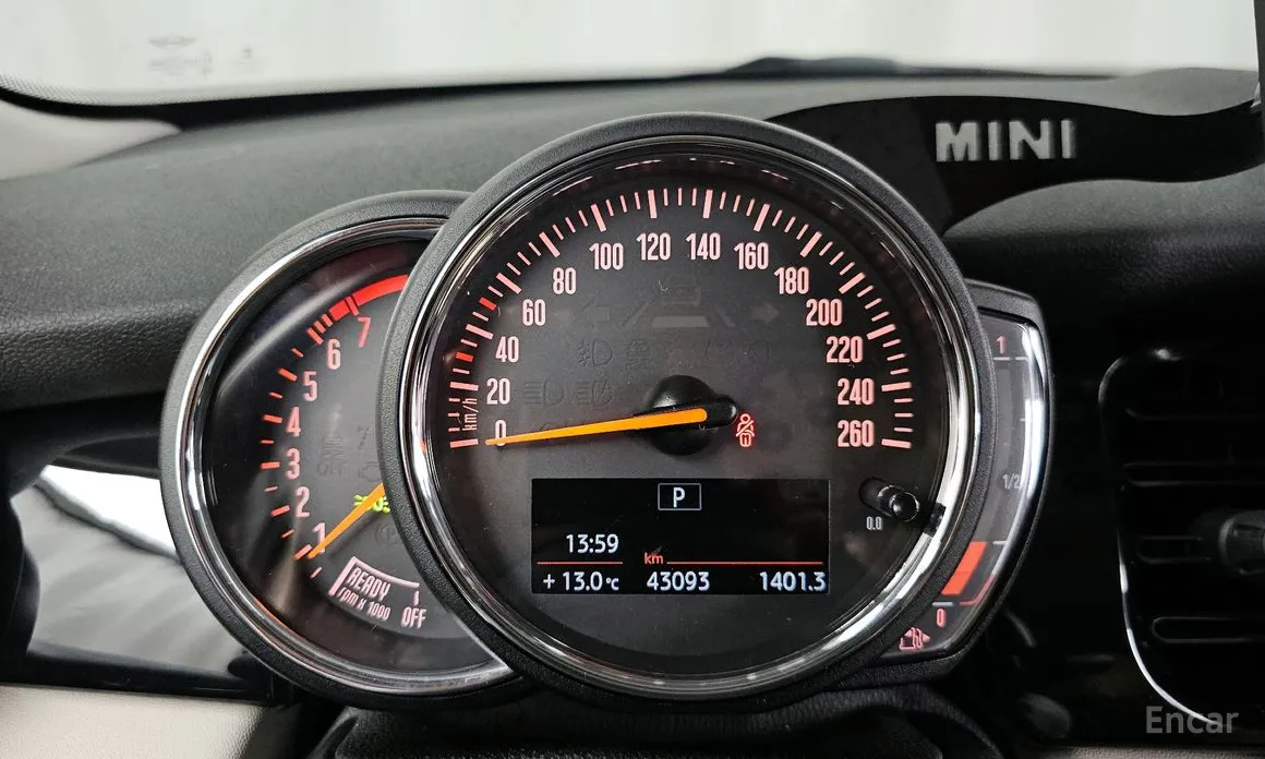 Фото 8 - Mini Cooper