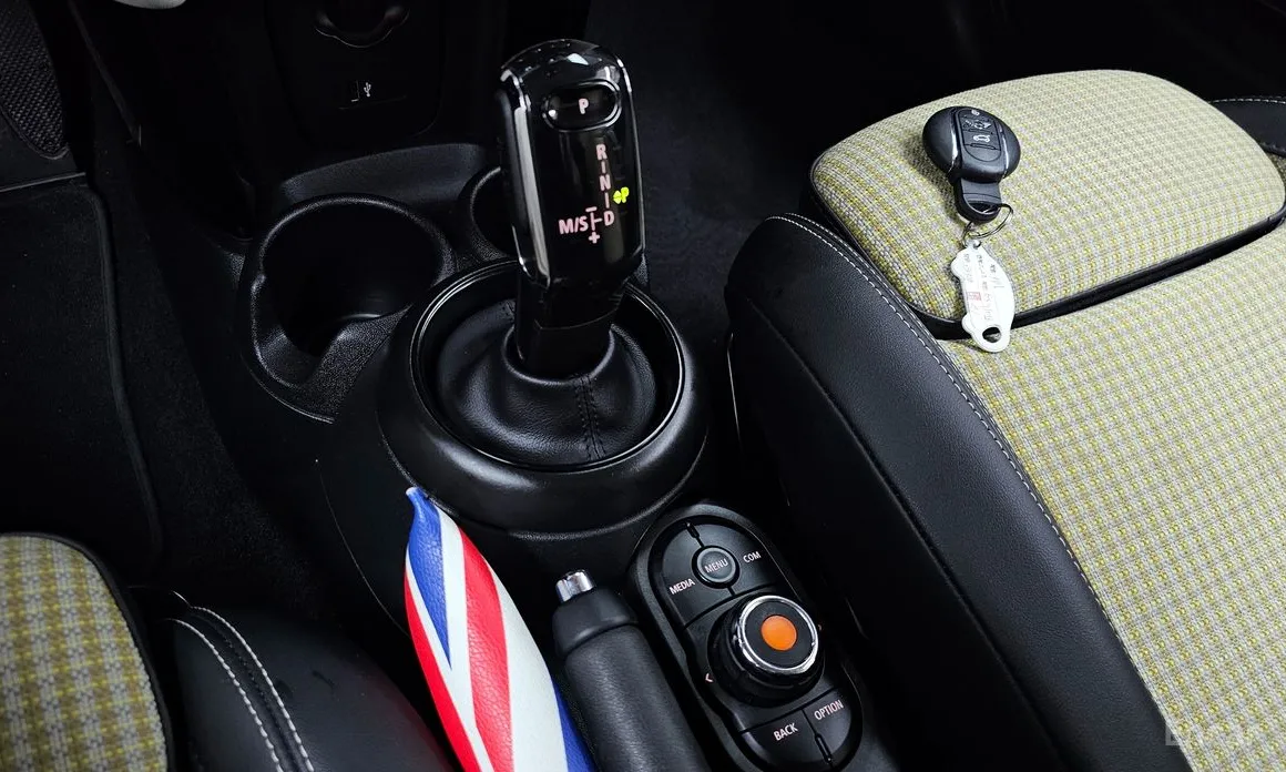 Фото 9 - Mini Cooper