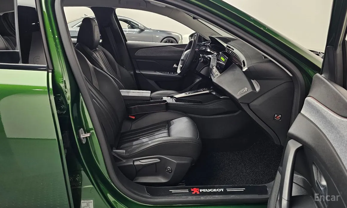 Фото 11 - Peugeot 308