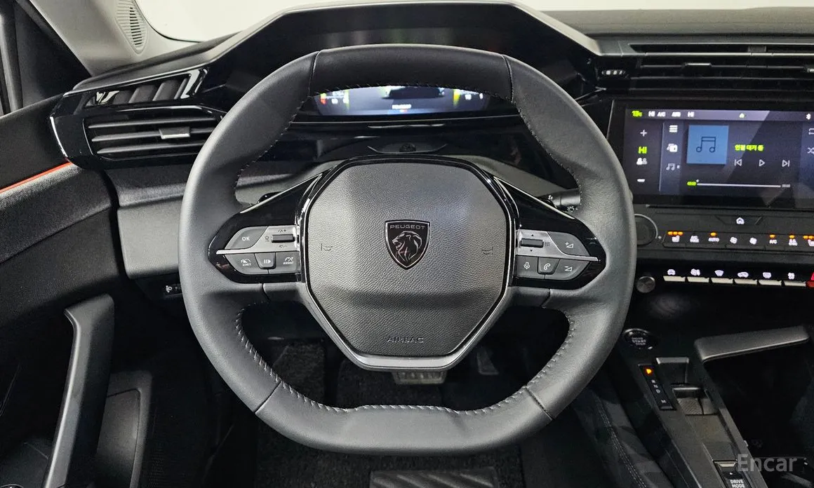 Фото 13 - Peugeot 308