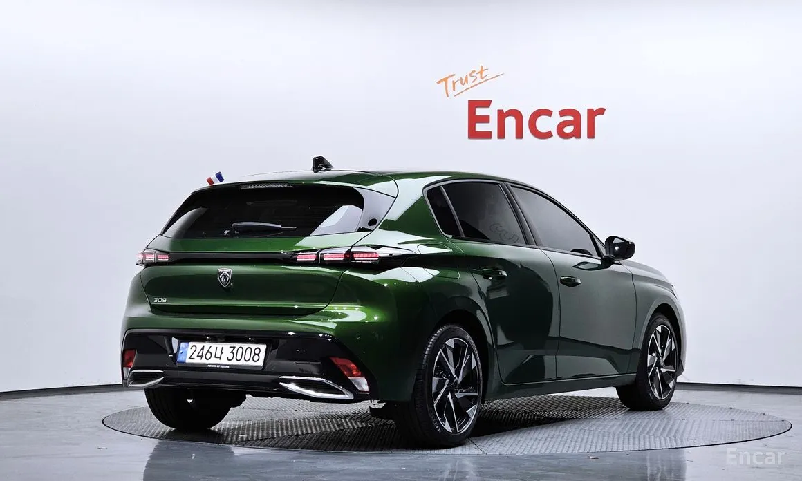 Фото 2 - Peugeot 308