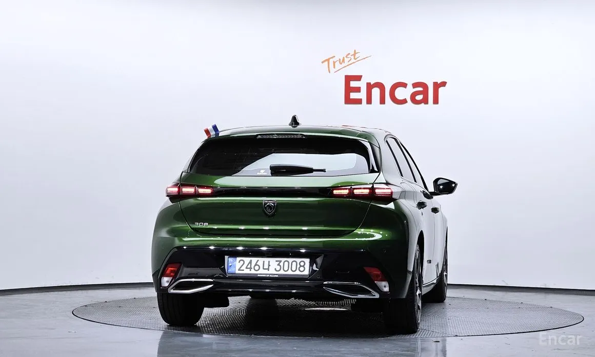 Фото 4 - Peugeot 308