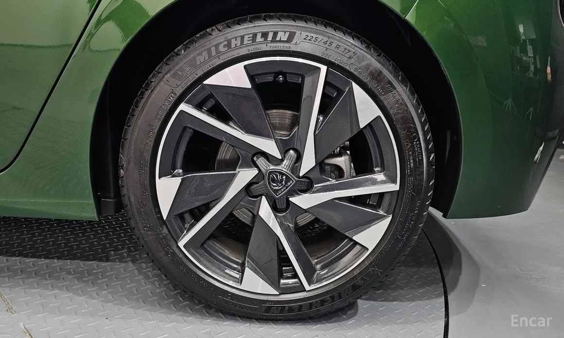 Фото 5 - Peugeot 308