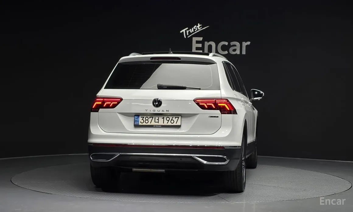 Фото 4 - Volkswagen Tiguan