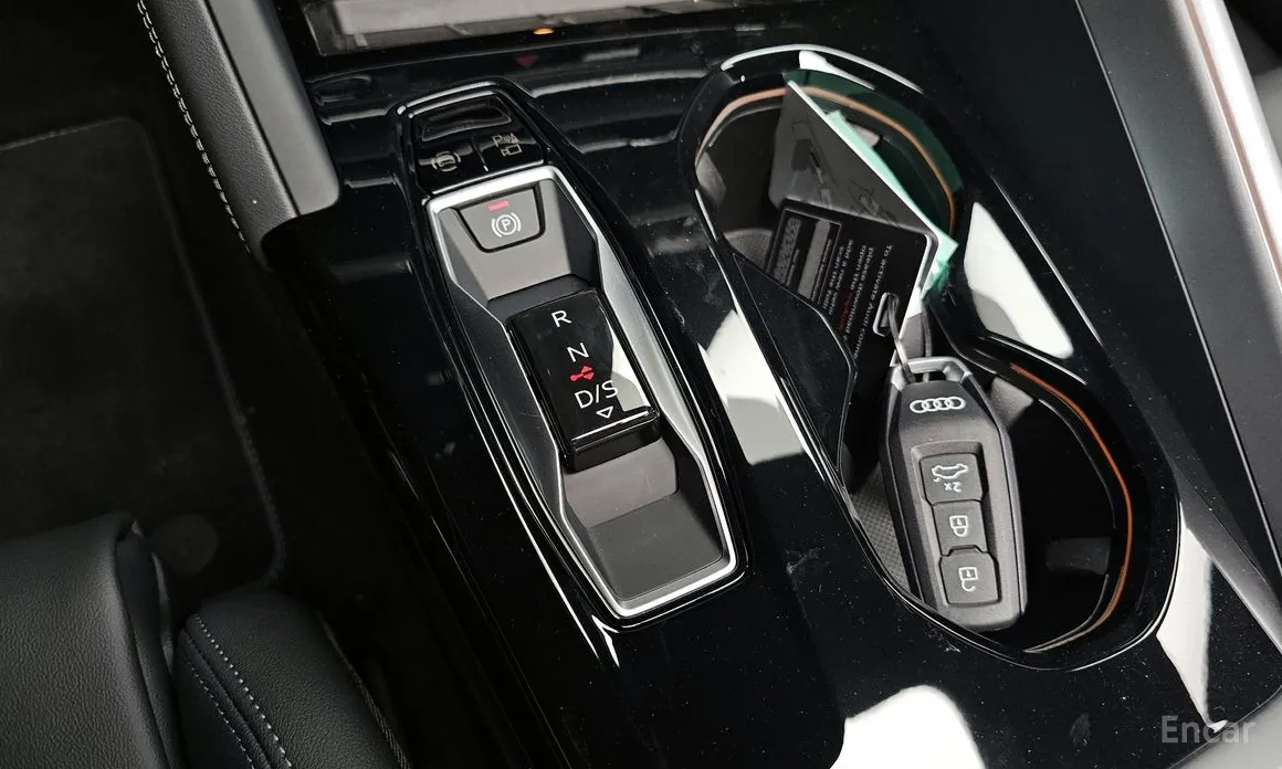 Фото 9 - Audi Q5