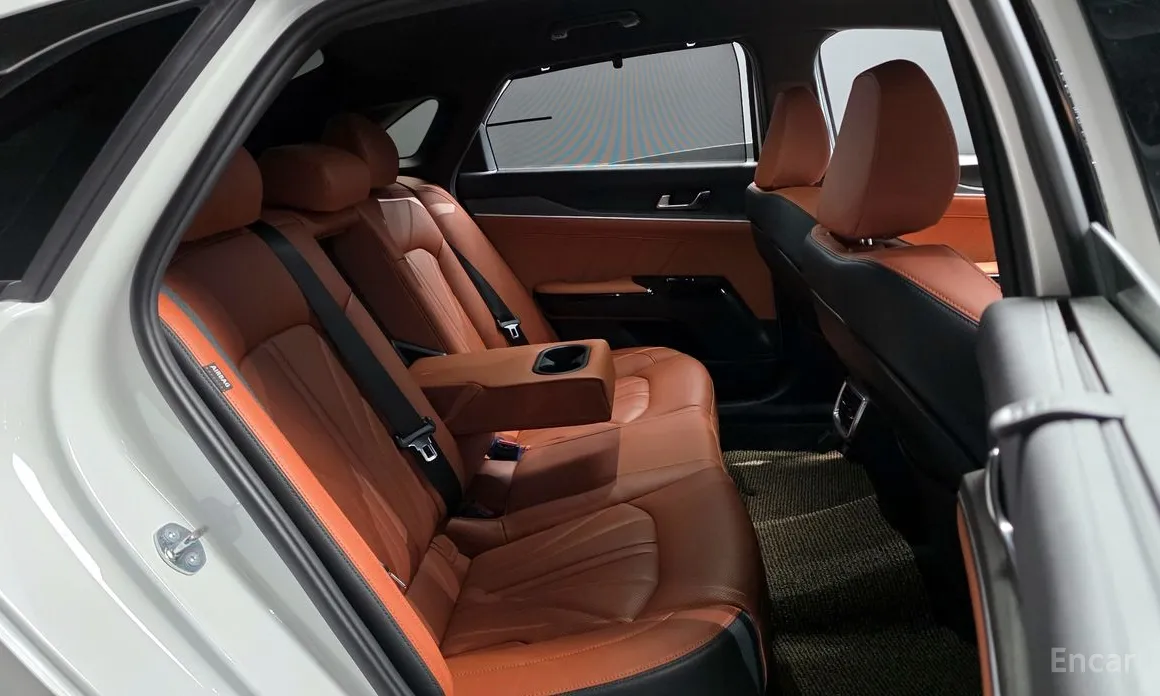 Фото 12 - Kia K5