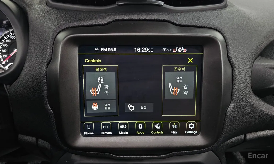 Фото 17 - Jeep Renegade