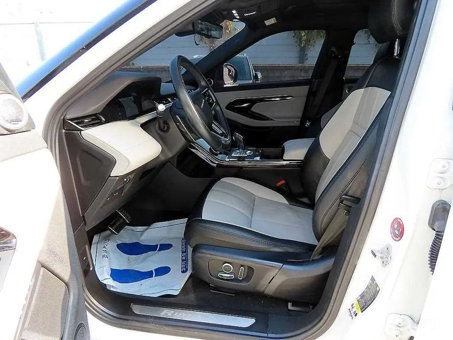 Фото 10 - Land Rover Range Rover Evoque