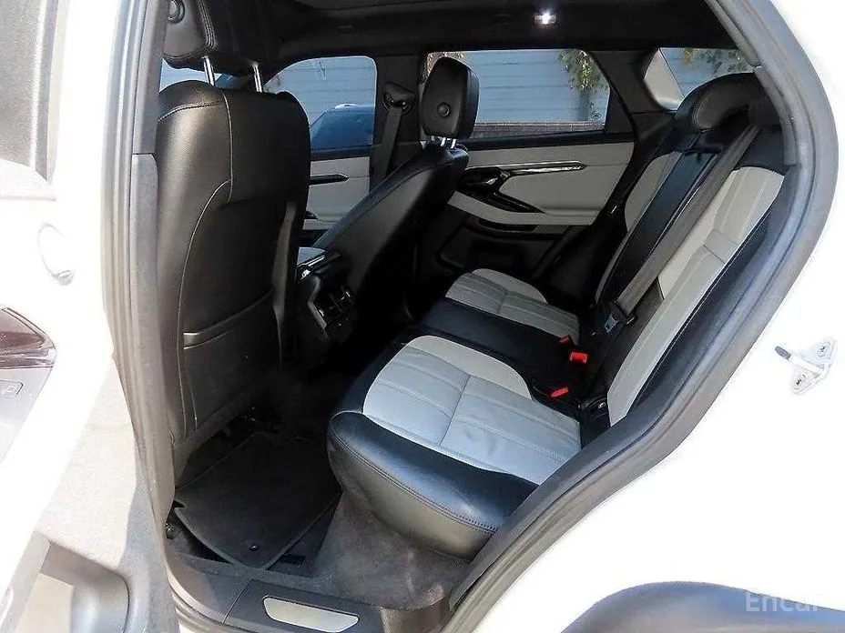 Фото 18 - Land Rover Range Rover Evoque