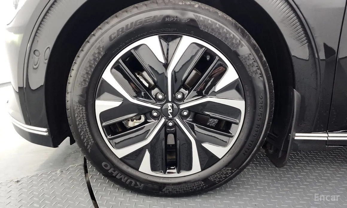 Фото 5 - Kia EV6