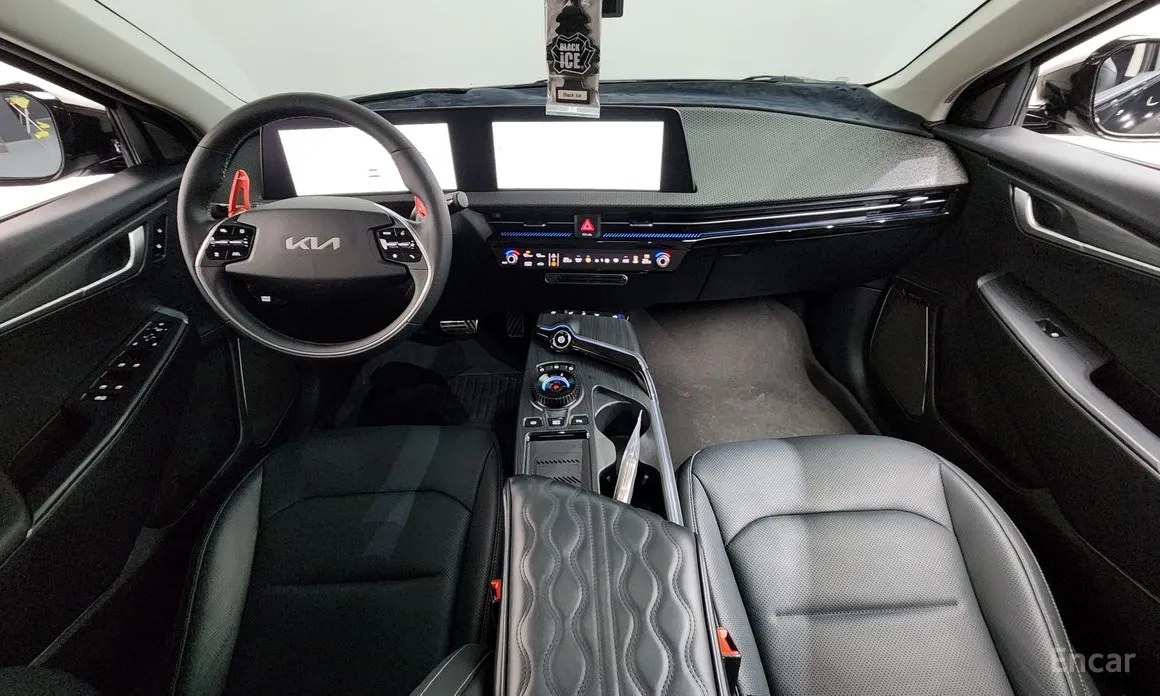 Фото 7 - Kia EV6