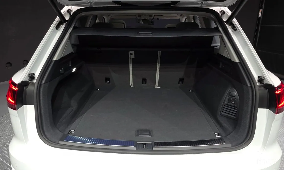 Фото 20 - Volkswagen Touareg