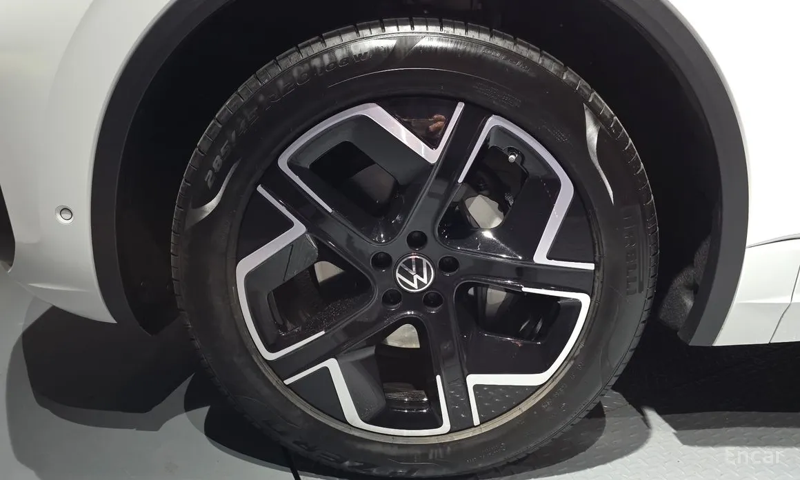 Фото 5 - Volkswagen Touareg