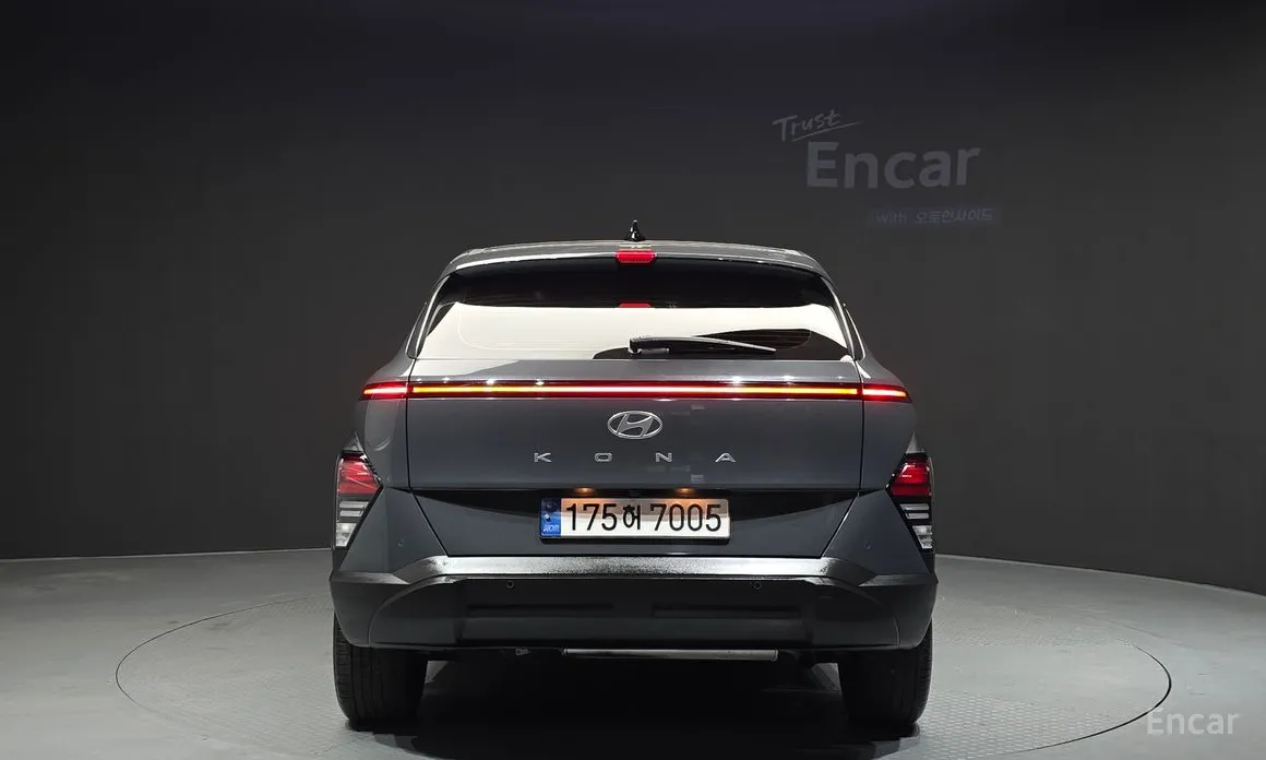 Фото 4 - Hyundai Kona