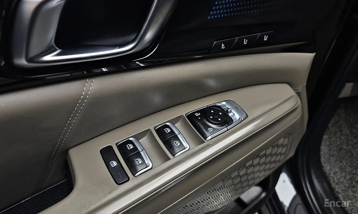 Фото 16 - Kia Carnival